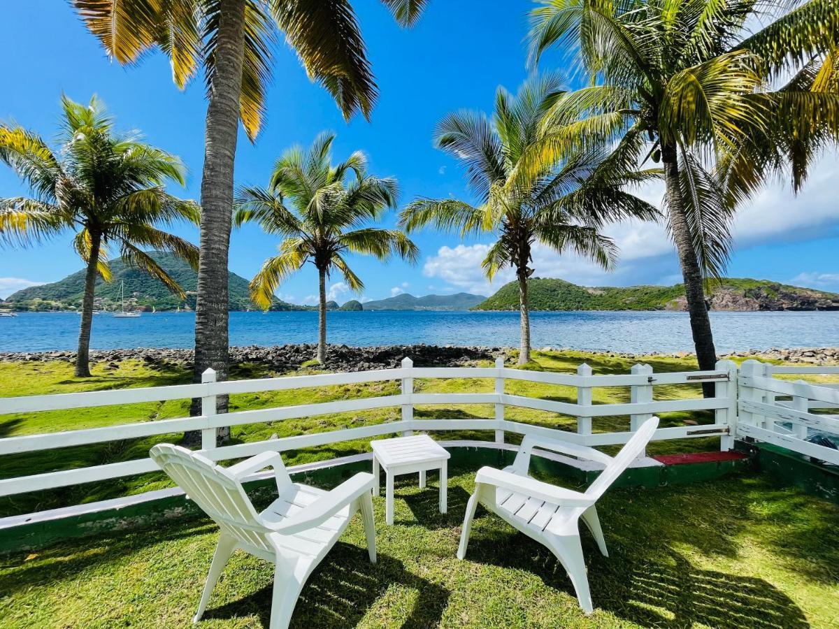 Blue Lagoon, Cottage Les Pieds Dans L Eau Terre-De-Haut Exterior photo